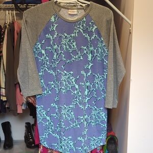 LuLaRoe Gray and Blue Patterned Top